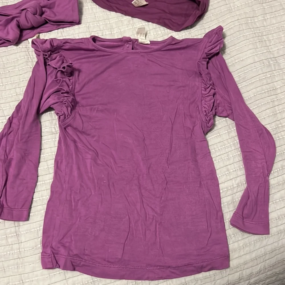 All 6 items included. Kate Quinn bundle - Picture 11 of 16